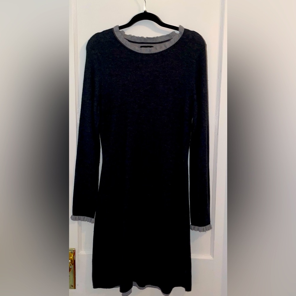 Adrienne Vittadini LARGE NWT. Sweater dress